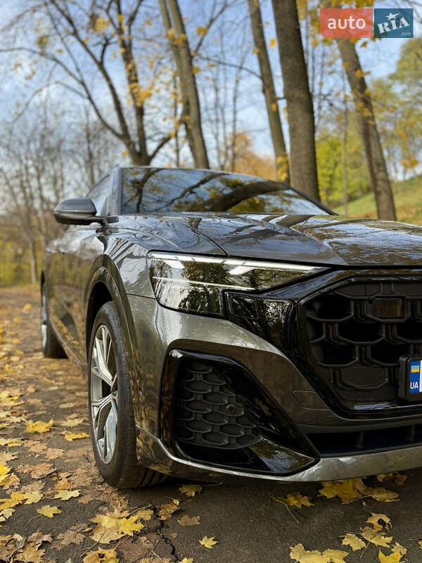 Позашляховик / Кросовер Audi Q8 2024 в Києві