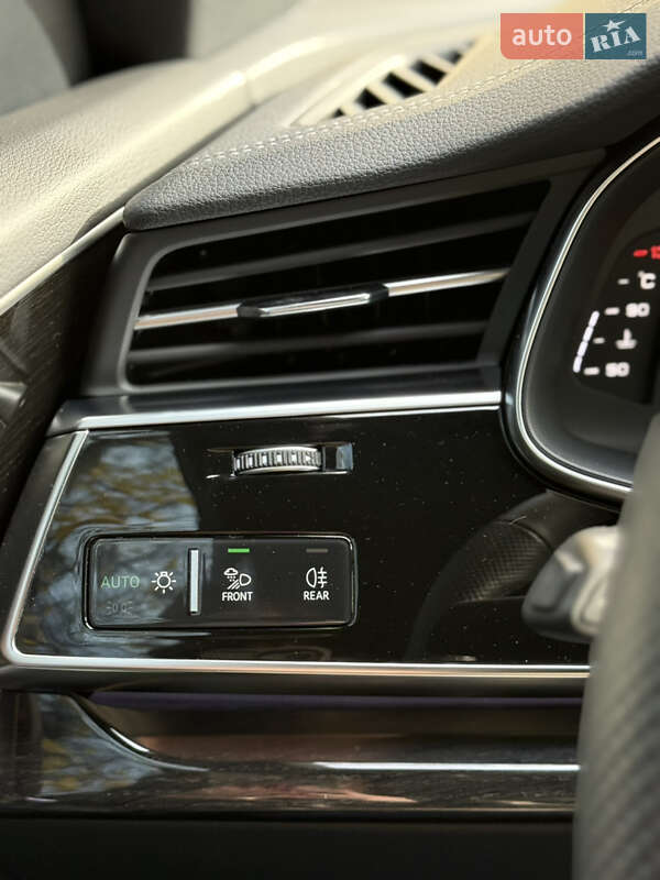 Позашляховик / Кросовер Audi Q8 2024 в Києві