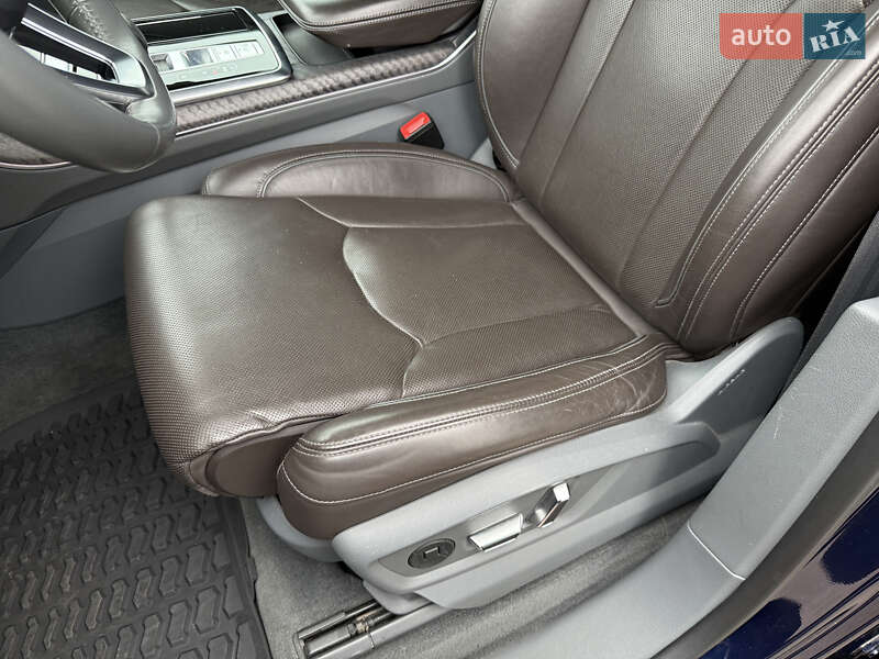 Позашляховик / Кросовер Audi Q8 2019 в Києві