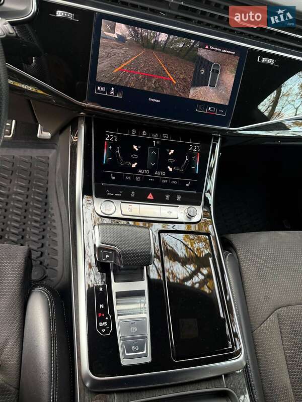 Позашляховик / Кросовер Audi Q8 2020 в Києві фото 6 Позашляховик / Кросовер Audi Q8 2020 в Києві
