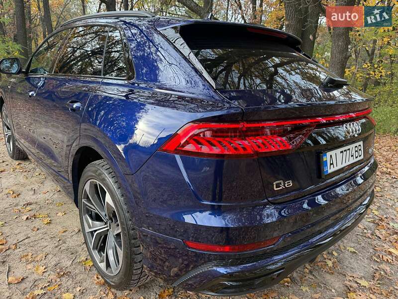Позашляховик / Кросовер Audi Q8 2020 в Києві фото 15 Позашляховик / Кросовер Audi Q8 2020 в Києві