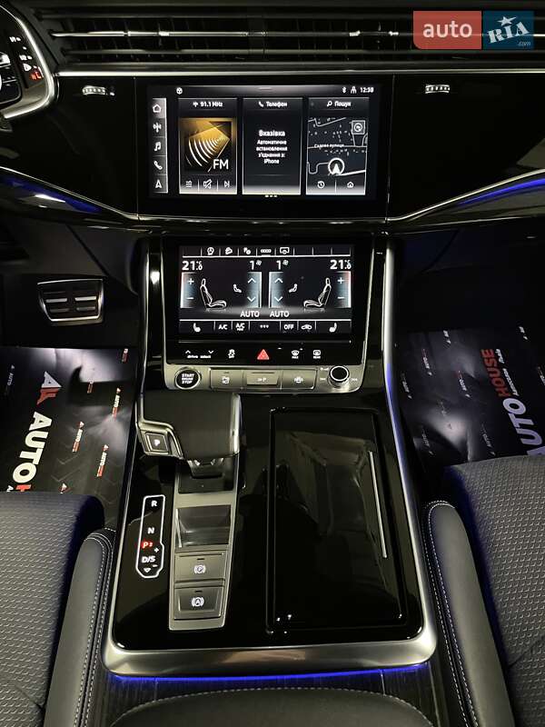 Позашляховик / Кросовер Audi Q8 2024 в Львові