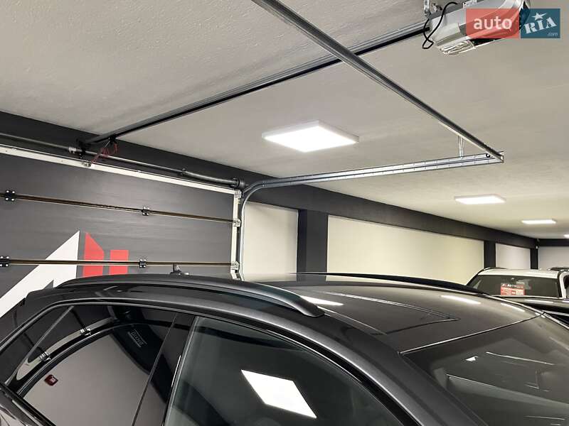 Позашляховик / Кросовер Audi Q8 2024 в Львові
