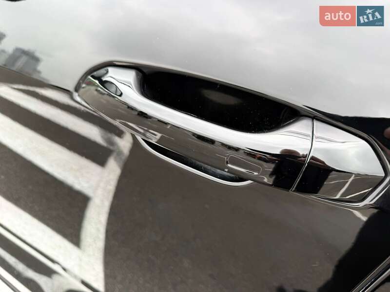 Позашляховик / Кросовер Audi Q8 2019 в Києві фото 13 Позашляховик / Кросовер Audi Q8 2019 в Києві