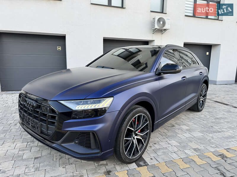 Внедорожник / Кроссовер Audi Q8 2019 в Ужгороде