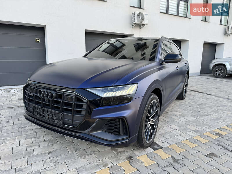 Внедорожник / Кроссовер Audi Q8 2019 в Ужгороде