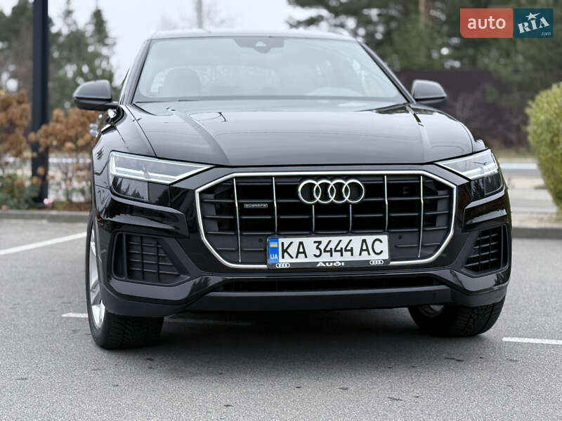 Позашляховик / Кросовер Audi Q8 2019 в Києві