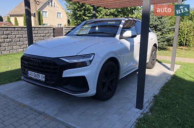 Внедорожник / Кроссовер Audi Q8 2018 в Ужгороде