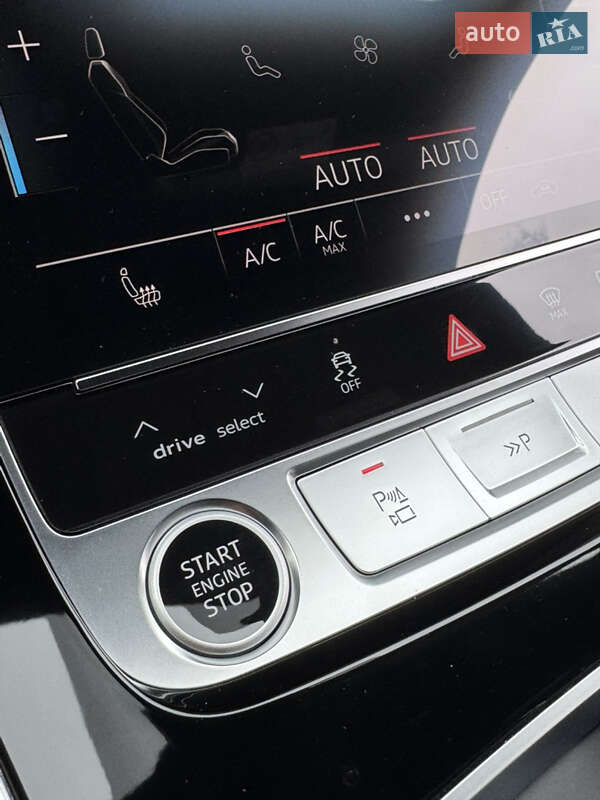Позашляховик / Кросовер Audi Q8 2025 в Києві