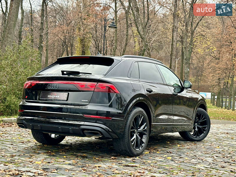 Позашляховик / Кросовер Audi Q8 2025 в Києві