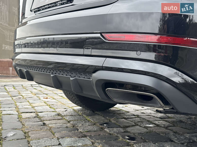 Позашляховик / Кросовер Audi Q8 2025 в Києві