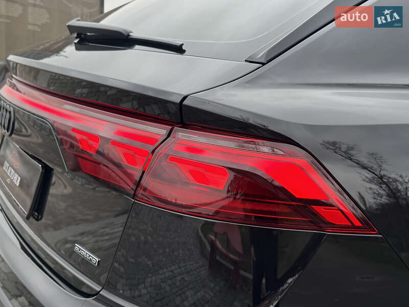 Позашляховик / Кросовер Audi Q8 2025 в Києві