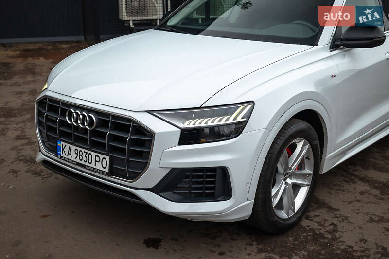 Внедорожник / Кроссовер Audi Q8 2019 в Киеве