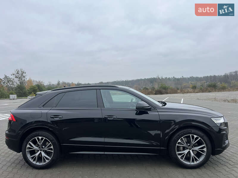 Позашляховик / Кросовер Audi Q8 2023 в Києві фото 12 Позашляховик / Кросовер Audi Q8 2023 в Києві