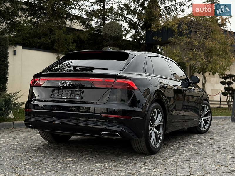 Позашляховик / Кросовер Audi Q8 2023 в Львові