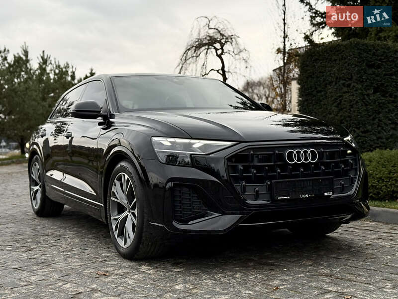 Позашляховик / Кросовер Audi Q8 2023 в Львові