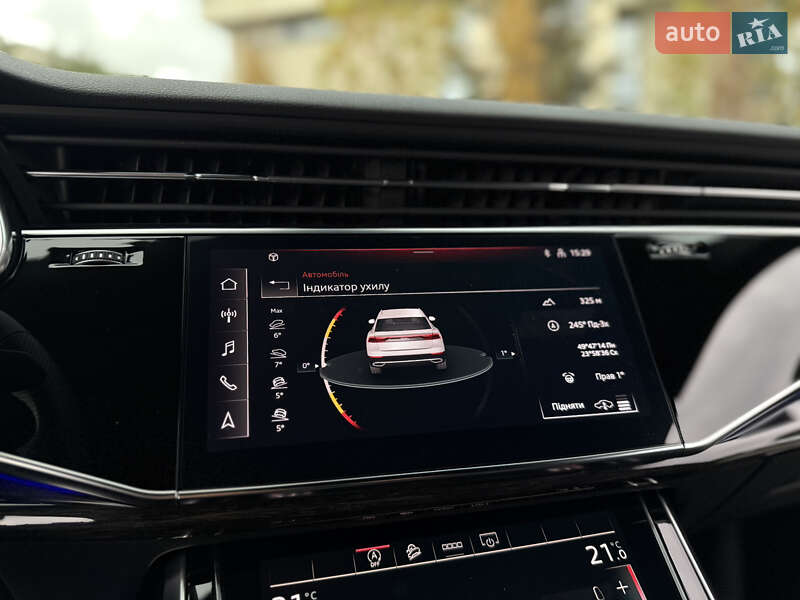 Позашляховик / Кросовер Audi Q8 2023 в Львові