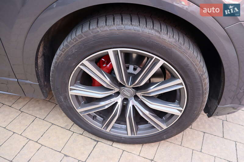 Позашляховик / Кросовер Audi Q8 2018 в Львові фото 4 Позашляховик / Кросовер Audi Q8 2018 в Львові