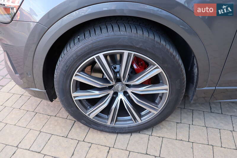 Позашляховик / Кросовер Audi Q8 2018 в Львові фото 11 Позашляховик / Кросовер Audi Q8 2018 в Львові