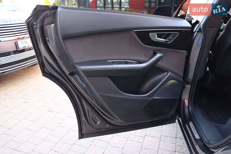 Позашляховик / Кросовер Audi Q8 2018 в Львові фото 38 Позашляховик / Кросовер Audi Q8 2018 в Львові