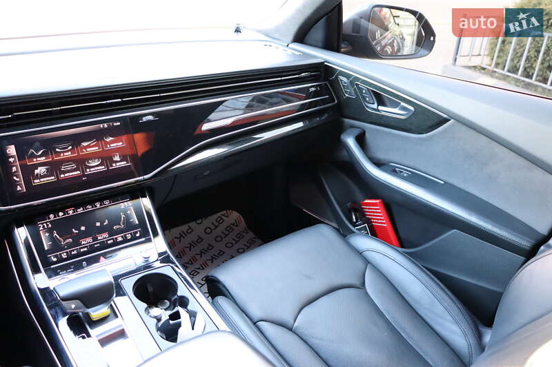 Позашляховик / Кросовер Audi Q8 2018 в Львові фото 44 Позашляховик / Кросовер Audi Q8 2018 в Львові
