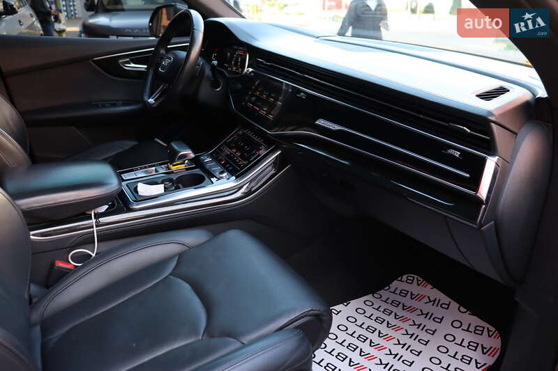 Позашляховик / Кросовер Audi Q8 2018 в Львові фото 51 Позашляховик / Кросовер Audi Q8 2018 в Львові