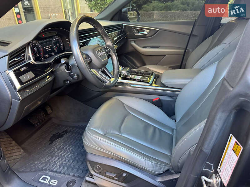Позашляховик / Кросовер Audi Q8 2019 в Одесі