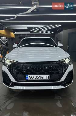 Внедорожник / Кроссовер Audi Q8 2024 в Ужгороде