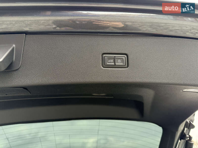 Позашляховик / Кросовер Audi Q8 2020 в Дніпрі фото 21 Позашляховик / Кросовер Audi Q8 2020 в Дніпрі