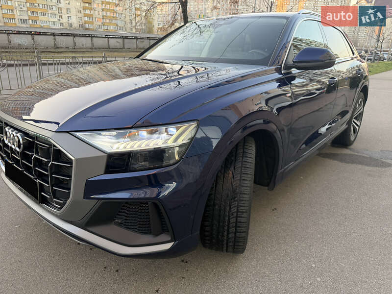 Позашляховик / Кросовер Audi Q8 2018 в Києві