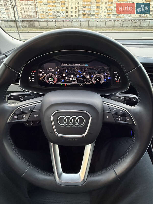 Позашляховик / Кросовер Audi Q8 2018 в Києві