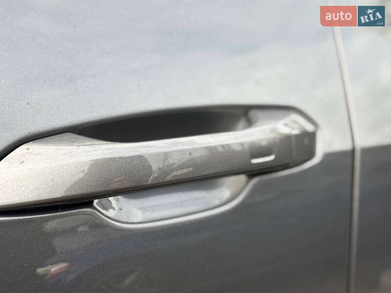 Позашляховик / Кросовер Audi Q8 2018 в Києві фото 10 Позашляховик / Кросовер Audi Q8 2018 в Києві