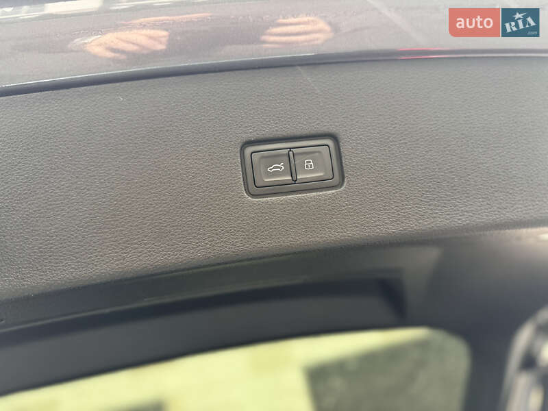 Позашляховик / Кросовер Audi Q8 2018 в Києві фото 47 Позашляховик / Кросовер Audi Q8 2018 в Києві