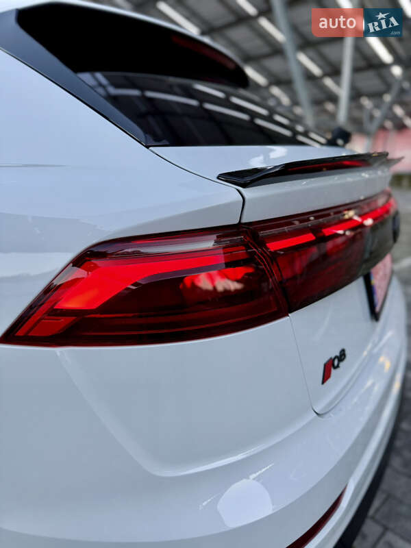 Позашляховик / Кросовер Audi Q8 2024 в Львові