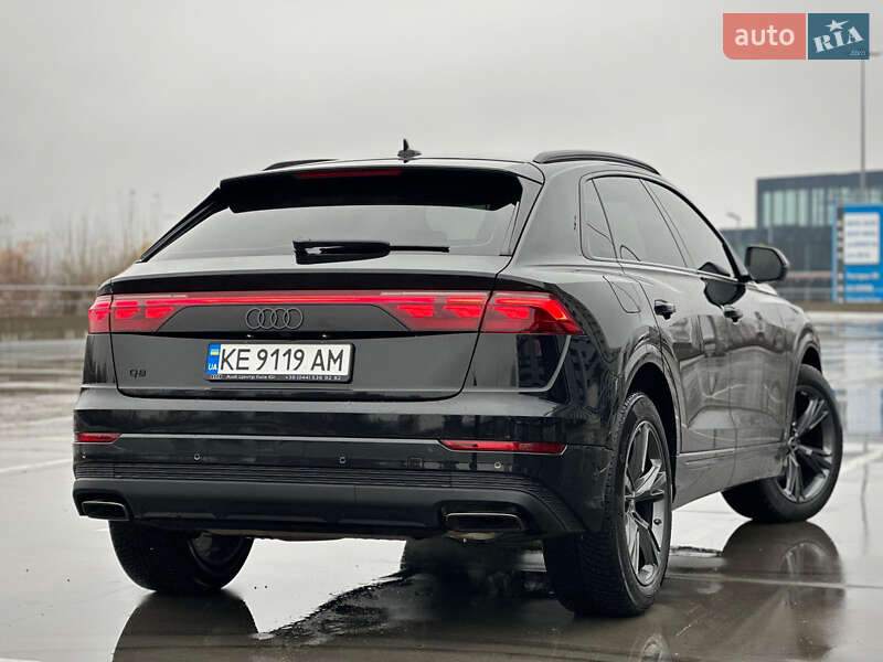 Внедорожник / Кроссовер Audi Q8 2024 в Киеве