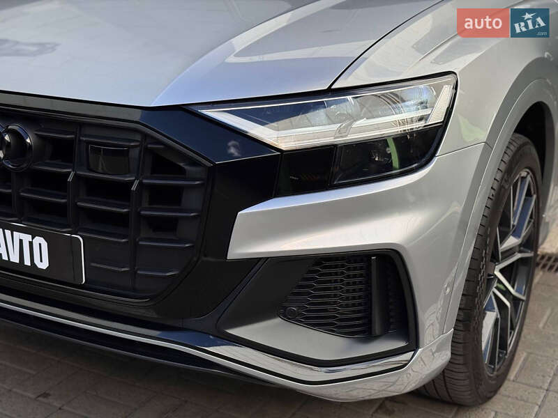 Внедорожник / Кроссовер Audi Q8 2019 в Киеве