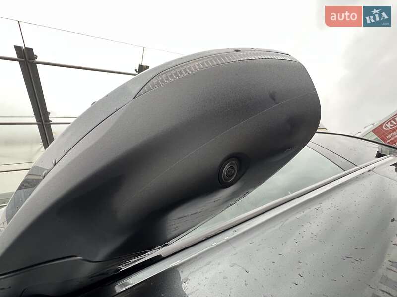 Внедорожник / Кроссовер Audi Q8 2019 в Киеве