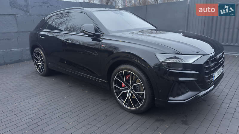 Внедорожник / Кроссовер Audi Q8 2018 в Киеве