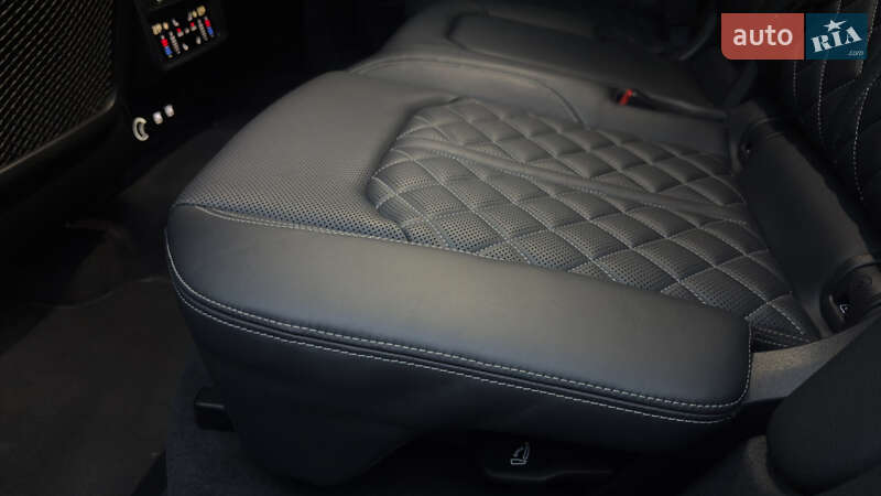 Внедорожник / Кроссовер Audi Q8 2018 в Киеве