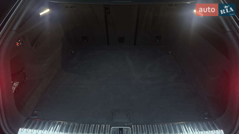 Внедорожник / Кроссовер Audi Q8 2018 в Киеве