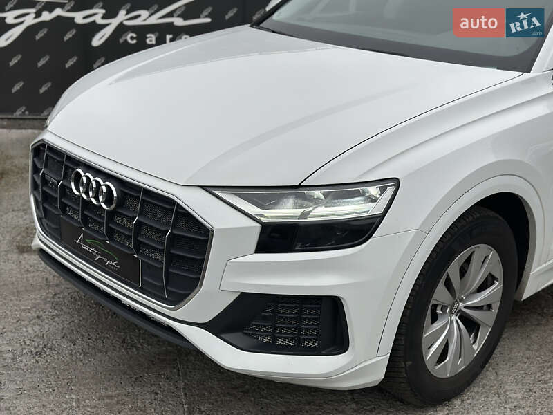 Внедорожник / Кроссовер Audi Q8 2019 в Киеве