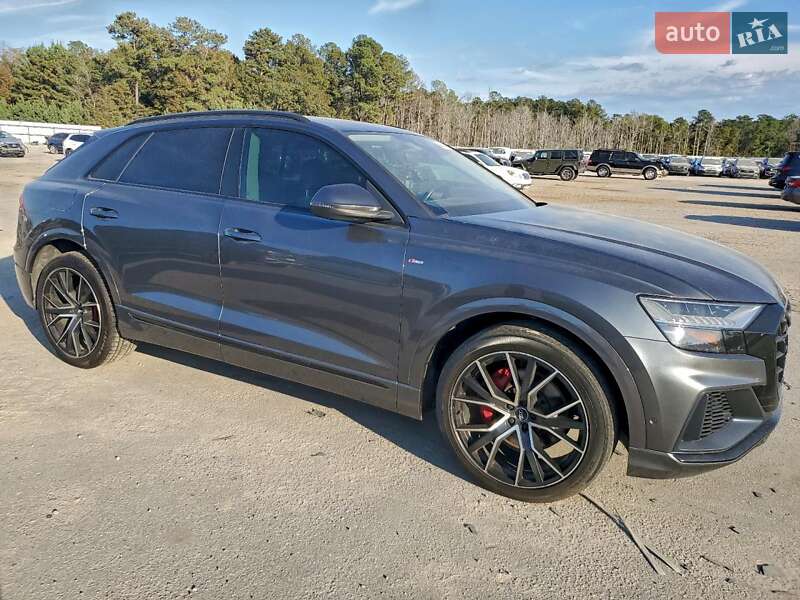 Внедорожник / Кроссовер Audi Q8 2020 в Одессе