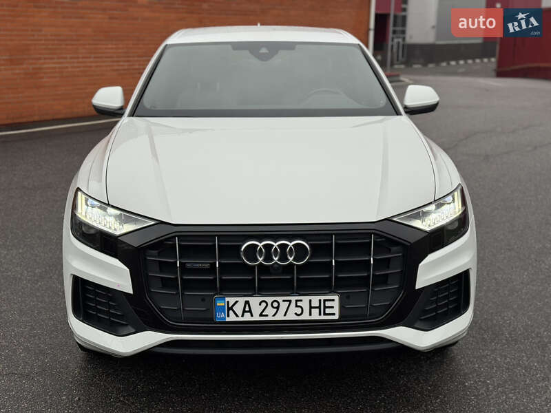 Внедорожник / Кроссовер Audi Q8 2018 в Киеве