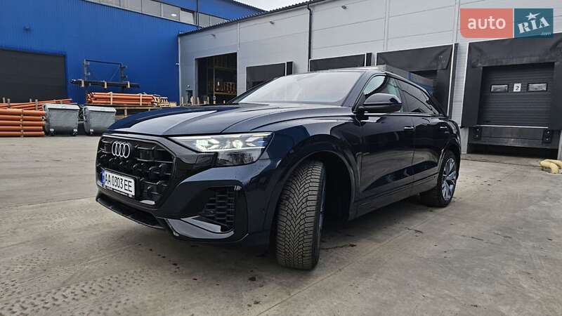 Позашляховик / Кросовер Audi Q8 2025 в Києві