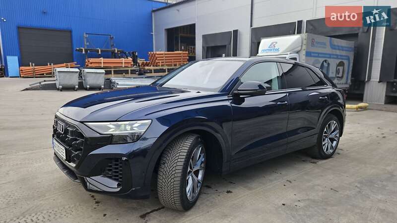 Позашляховик / Кросовер Audi Q8 2025 в Києві
