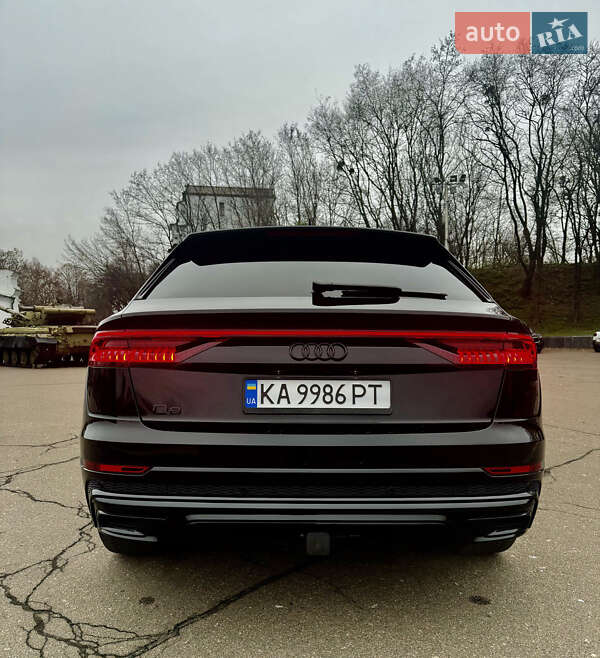 Внедорожник / Кроссовер Audi Q8 2022 в Киеве