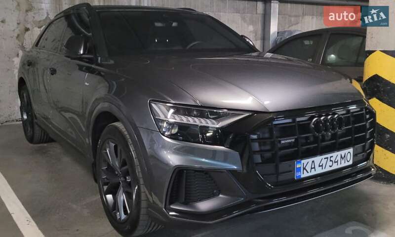 Внедорожник / Кроссовер Audi Q8 2023 в Киеве