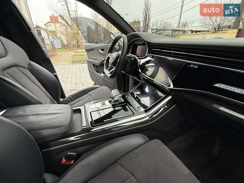Позашляховик / Кросовер Audi Q8 2021 в Миколаєві фото 45 Позашляховик / Кросовер Audi Q8 2021 в Миколаєві