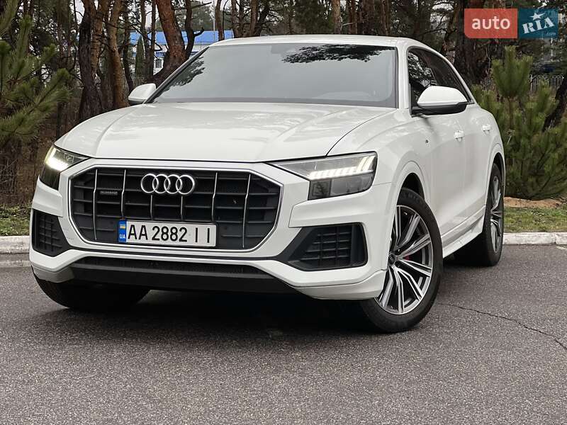 Внедорожник / Кроссовер Audi Q8 2020 в Киеве