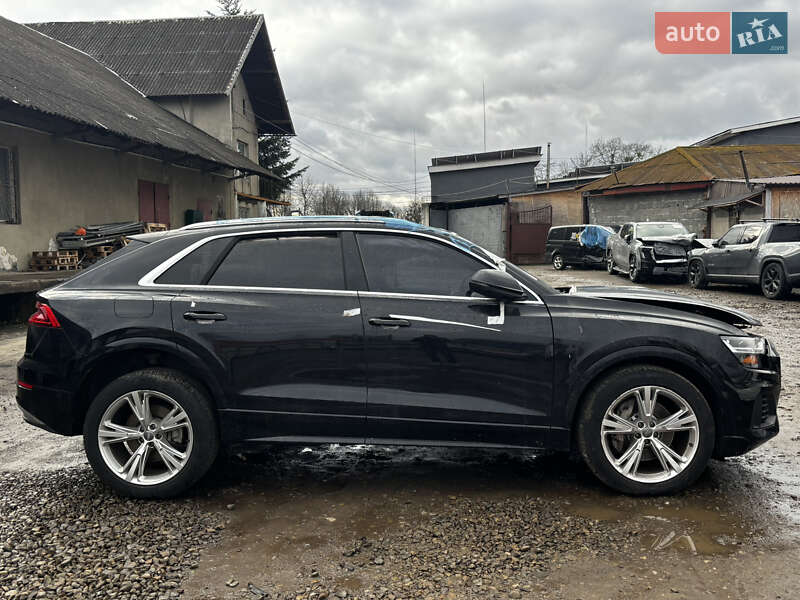 Внедорожник / Кроссовер Audi Q8 2019 в Стрые